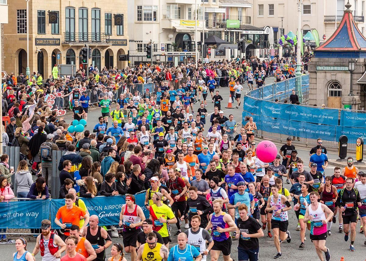 Group of runners at the Brighton Marathon